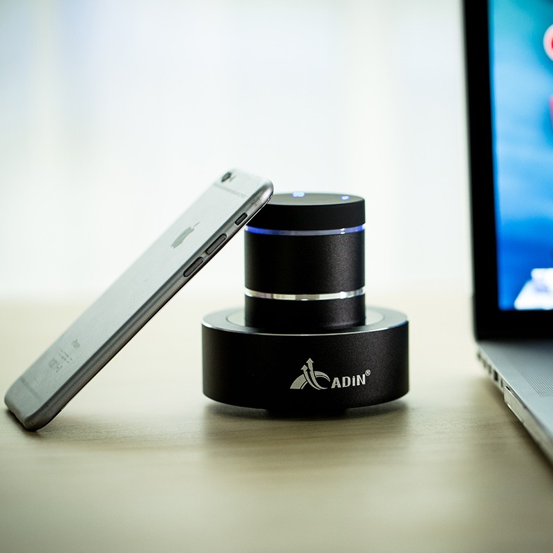 Altoparlante Wireless Portatil - Electronics And Gadgets recensione e prezzo